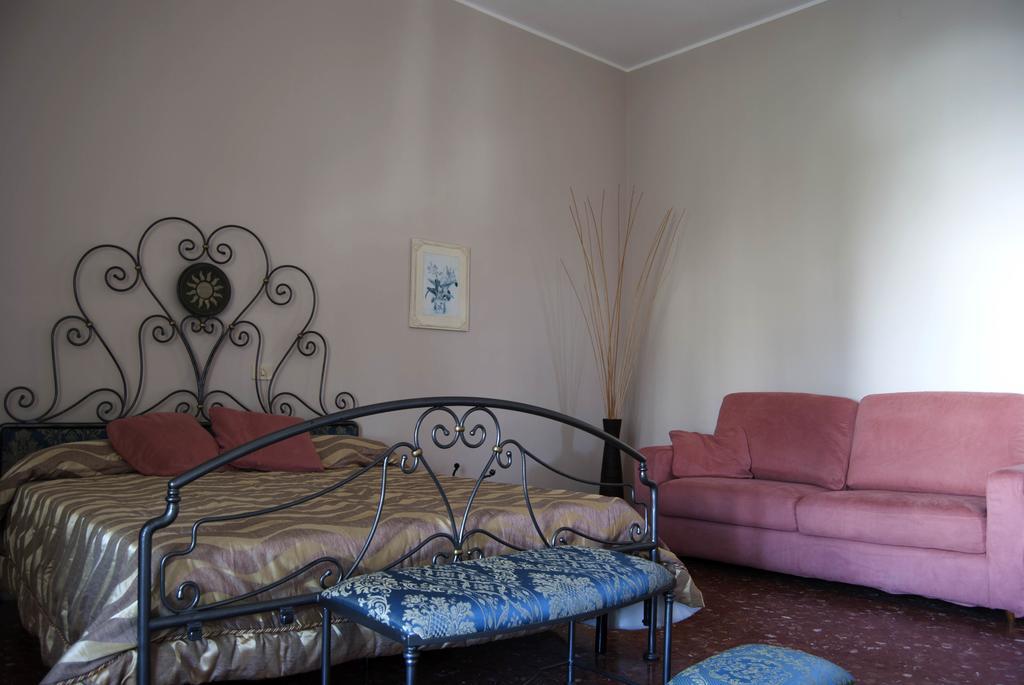 B&B Coste Del Salento San Pietro Vernotico Room photo