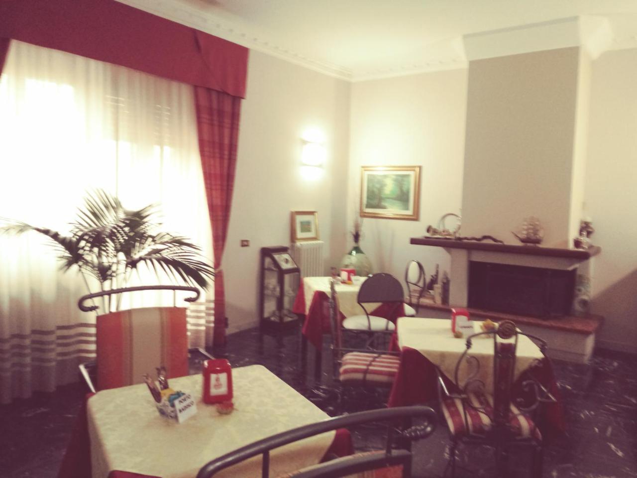 B&B Coste Del Salento San Pietro Vernotico Exterior photo